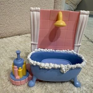 Vintage Bathtub/Shower for Dollhouse